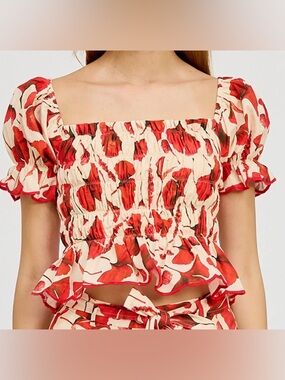 NWT EnSaison Square-Neck Smocked Top in Red Floral